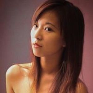 Meet your Posher, Phoebe